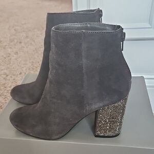 Kenneth Cole Reaction Charcoal Suede Ankle Boots with Sparkling Heel - Like New